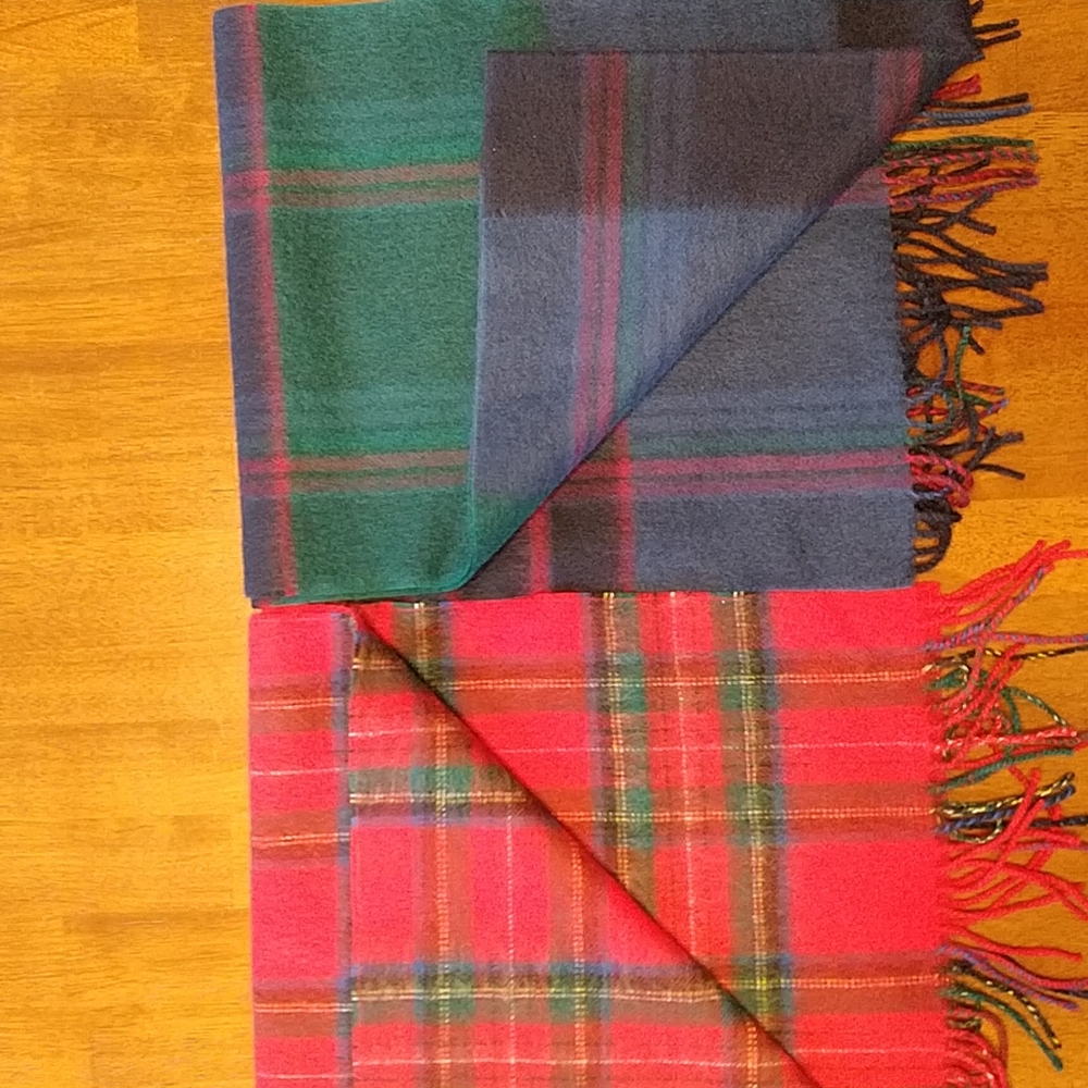 Classic Wool Scarf Set